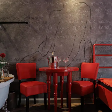 мазох. Hotel&cafe 4*