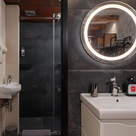 мазох. Hotel&cafe