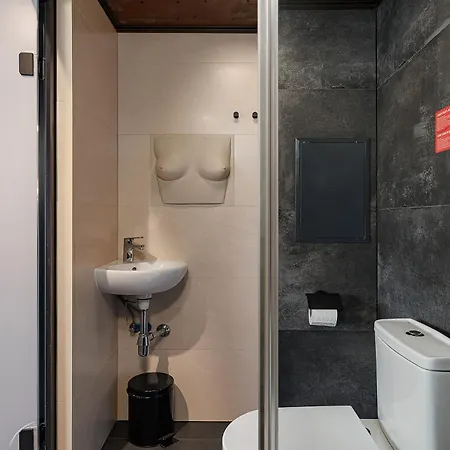 мазох. Hotel&cafe