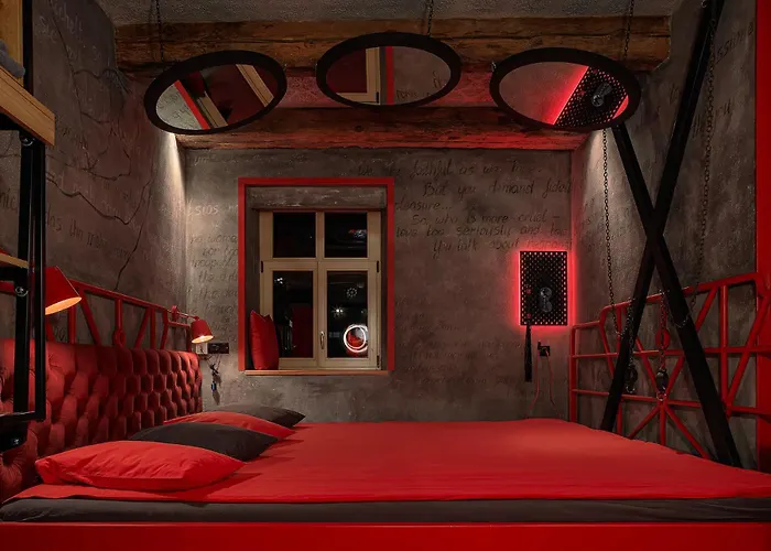 فندق Masoch. & Cafe إلفيف