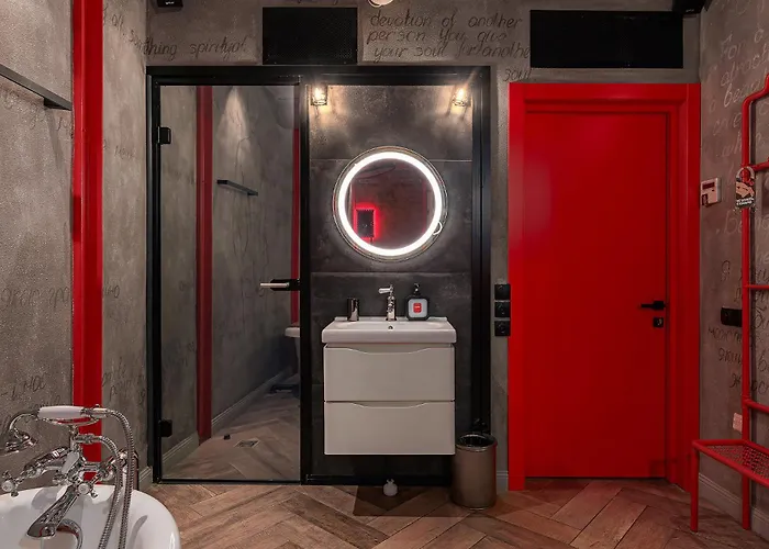 Masoch. & Cafe فندق إلفيف