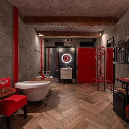 Masoch. & Cafe Szálloda 4*