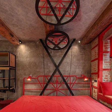 Masoch. Hotel&cafe 4*